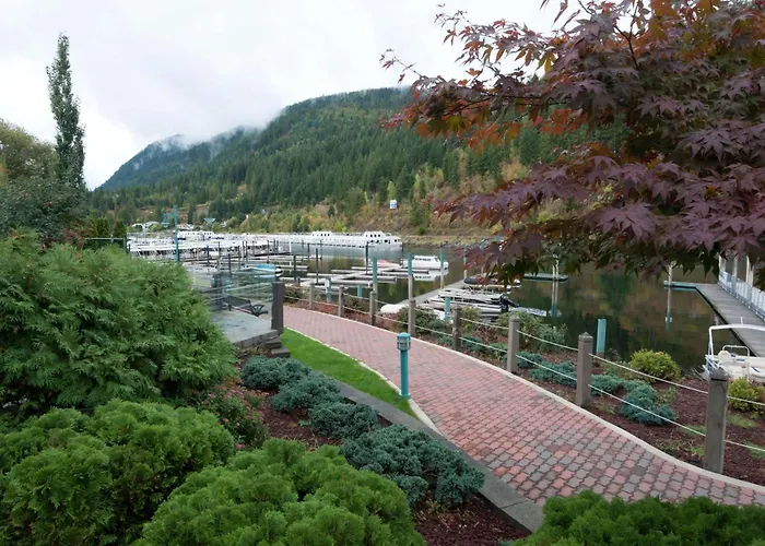 Super 8 By Wyndham Sicamous