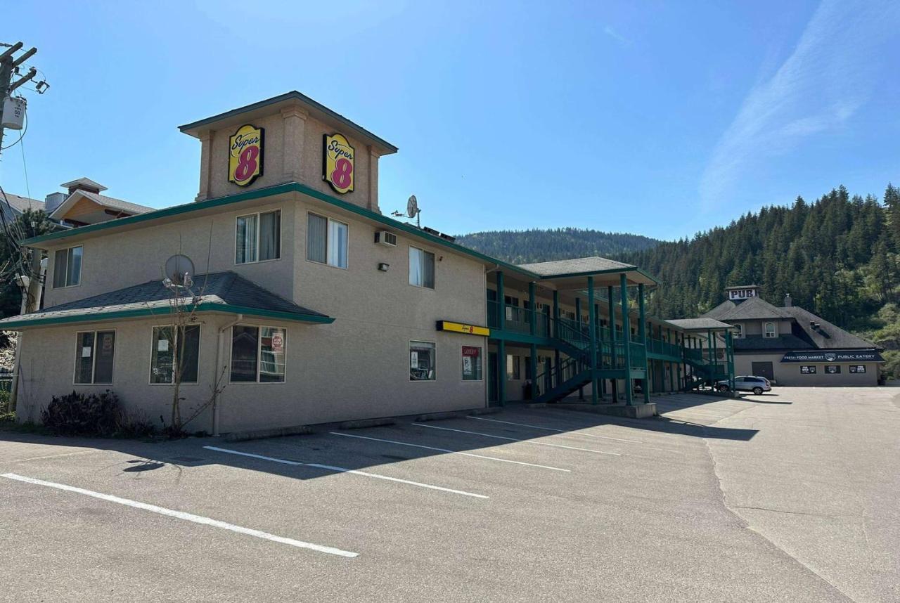 Super 8 By Wyndham 2* Sicamous