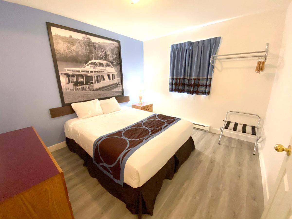 Super 8 By Wyndham